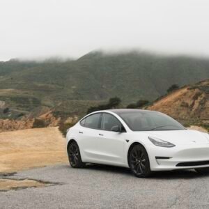 Tesla Model Y Luxury